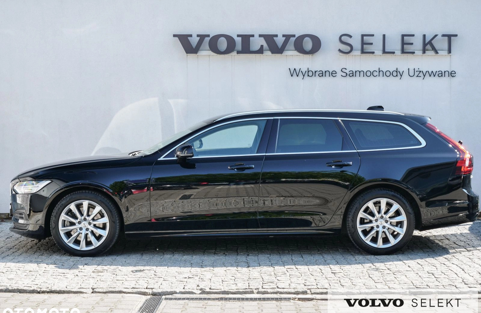 Volvo V90 cena 149900 przebieg: 35770, rok produkcji 2020 z Międzyzdroje małe 562